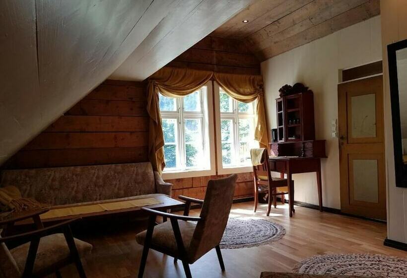 بنسيون Rødseter Inn