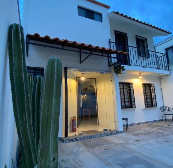 هاستل Hostal San Bernabé