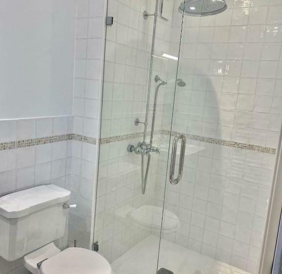 ベッドアンドブレックファースト Noubar