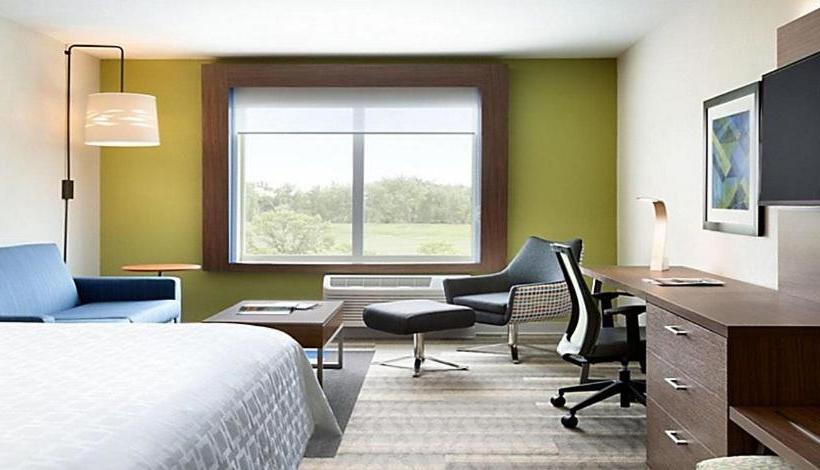 هتل Holiday Inn Express & Suites   Lumberton, An Ihg