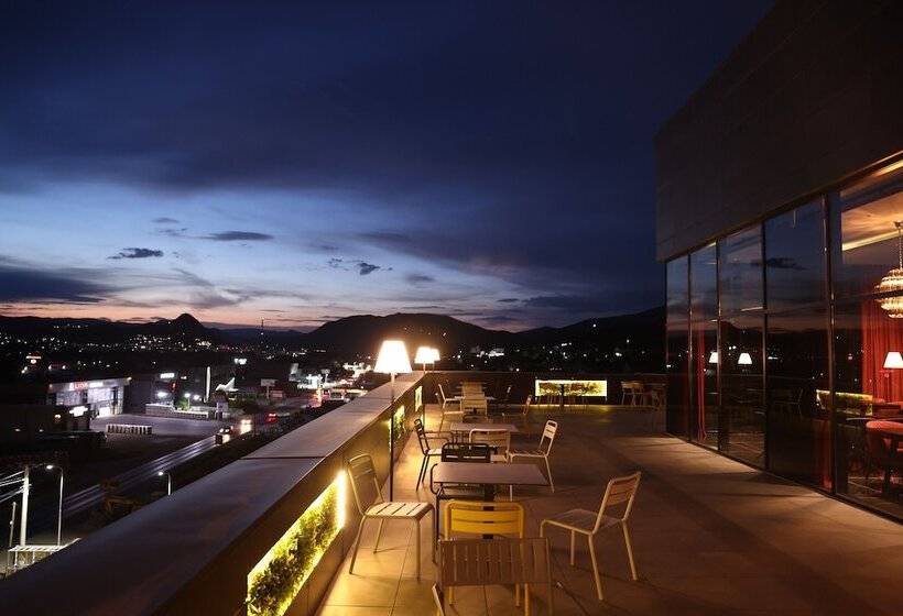 Palace Hotel & Spa