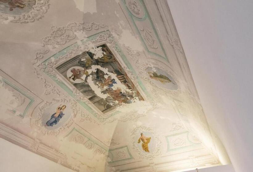 استراحتگاه Villa Pesce 1820 Residenza D Epoca & Spa
