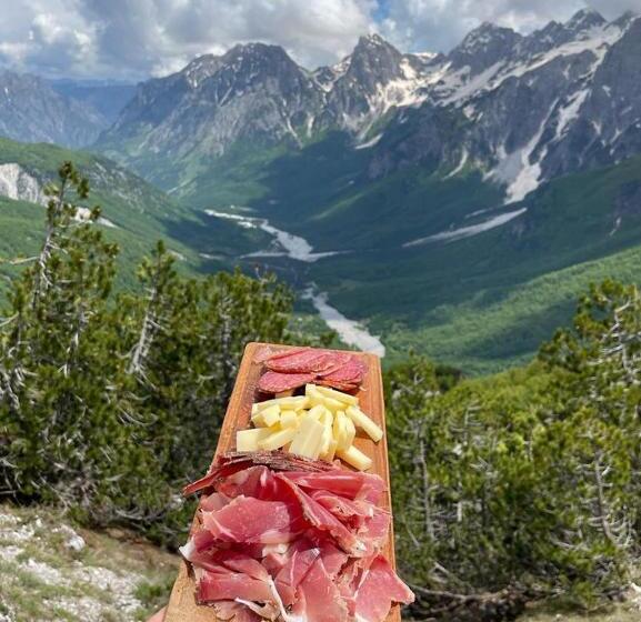 تختخواب و صبحانه Guest House Hyrmet Demushi