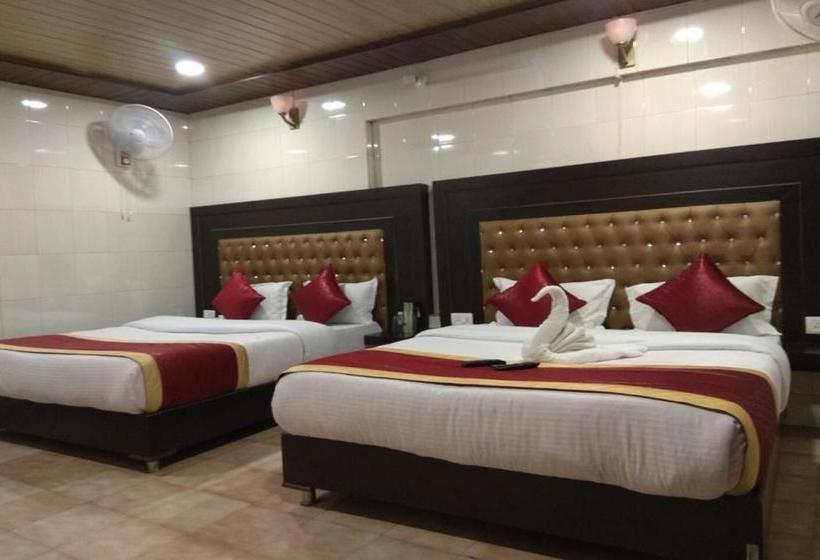 בית מלון כפרי Goroomgo Chand Regency Nainital