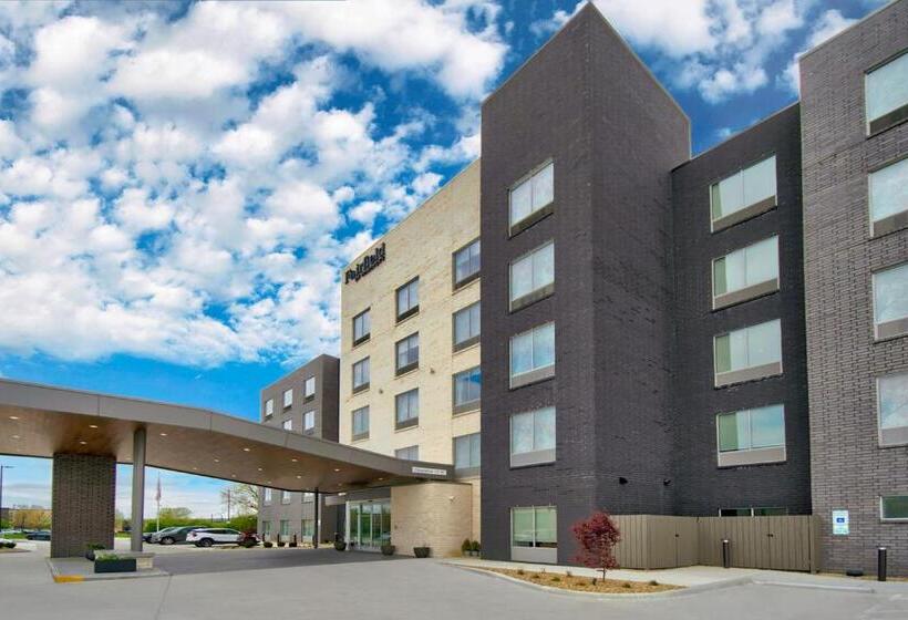 Отель Fairfield By Marriott Inn & Suites Cincinnati North West Chester