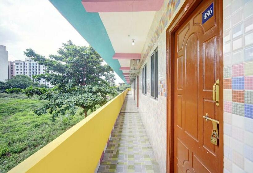 فندق Oyo 81951 S B Lodge