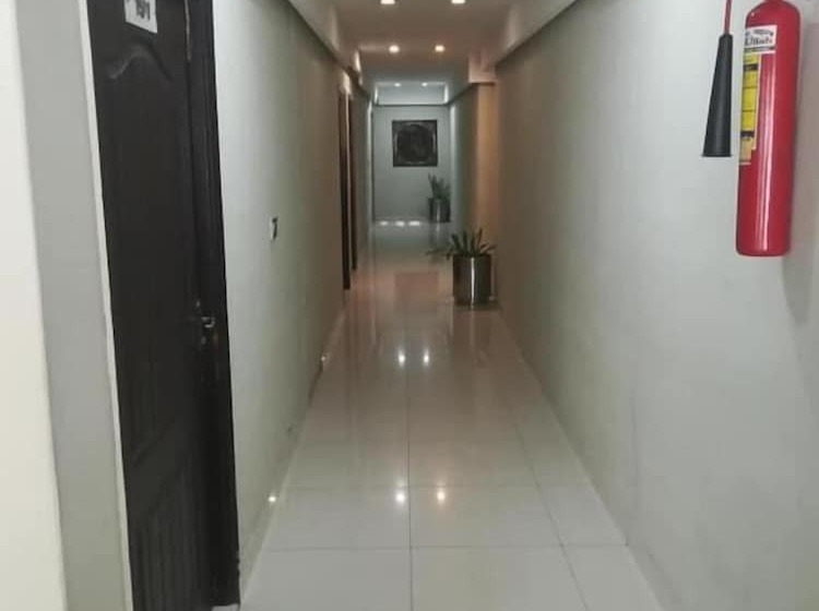 هتل Silver Sand Multan