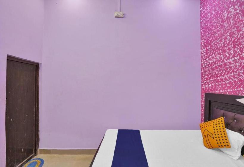 Отель Spot On 82118 Aniruddha Palace