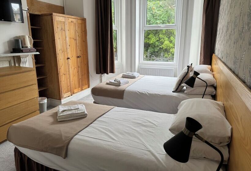 هتل The Lodge Bournemouth