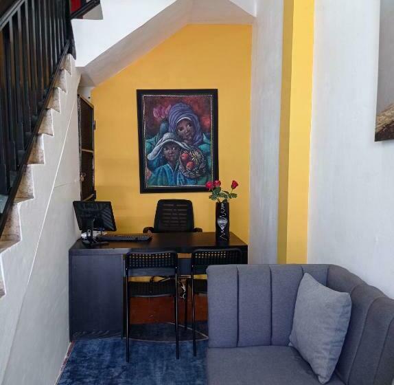پانسیون Hostal Mi Rincón