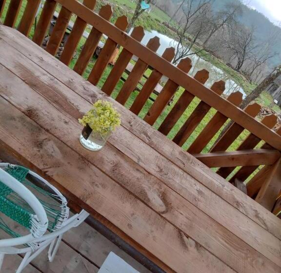 پانسیون Room In Guest Room   Sejour In Green Garden With Lake View For 2 People