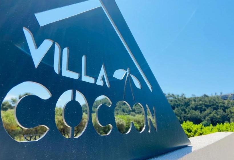 ベッドアンドブレックファースト Villa Cocoon   Love Room 13