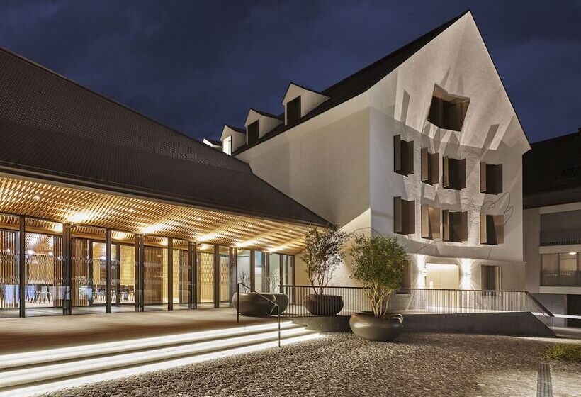 فندق Caspar Swiss Quality