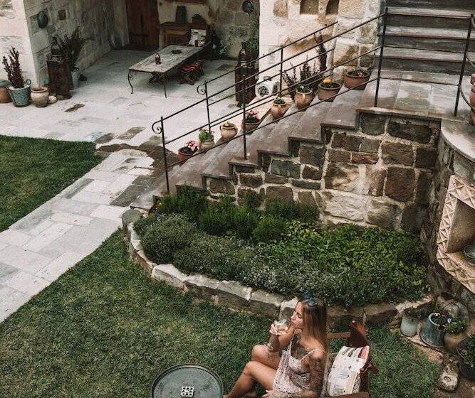 Doda Artisanal Cave Hotel   Adults Only