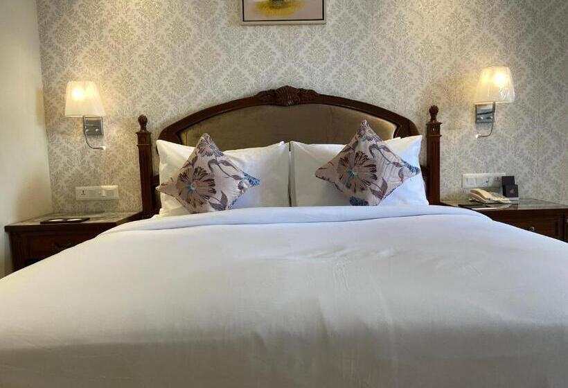 호텔 Grand Victoria The Fern Resort & Spa, Panchgani