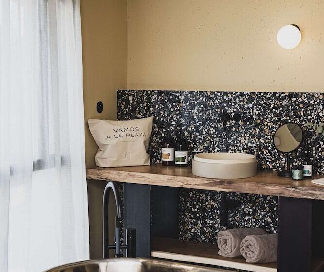 هتل Le Garage Biarritz