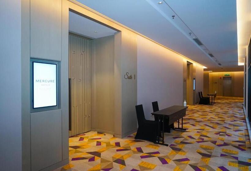 هتل Mercure Kuala Lumpur Glenmarie