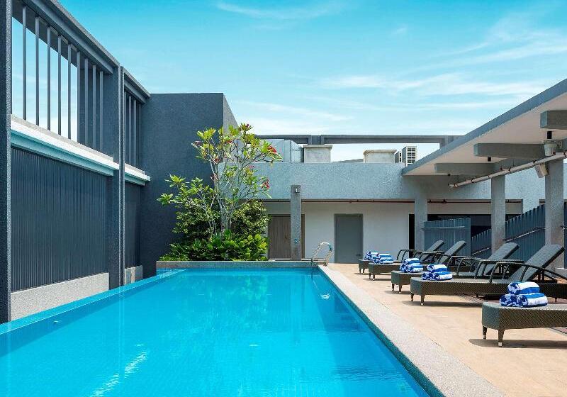 هتل Mercure Kuala Lumpur Glenmarie