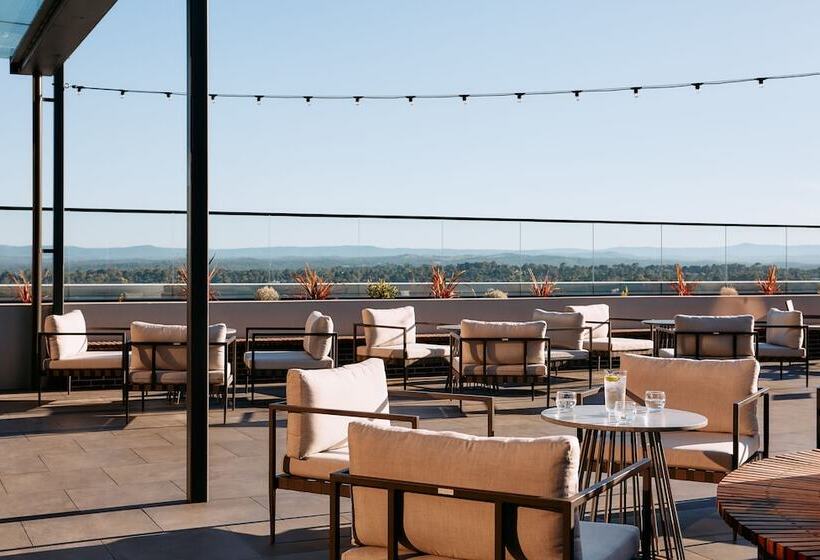 هتل Mercure Melbourne Doncaster