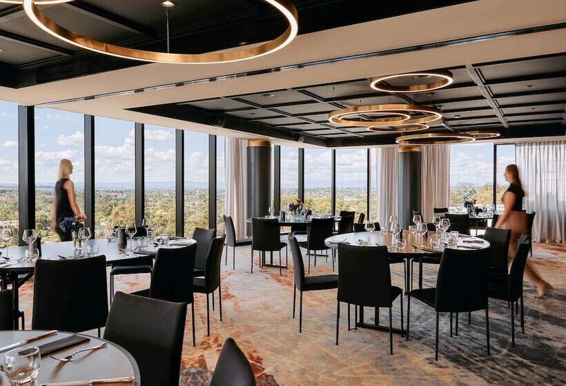 هتل Mercure Melbourne Doncaster