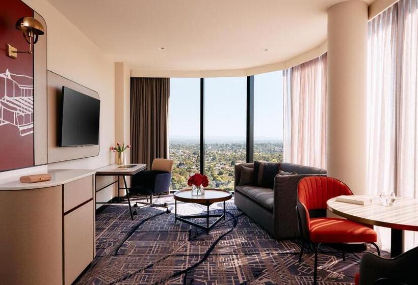 هتل Mercure Melbourne Doncaster
