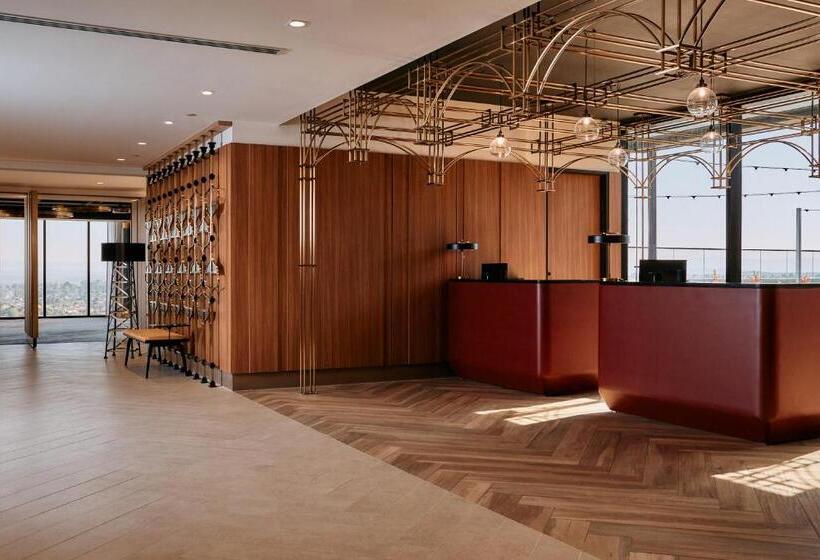 هتل Mercure Melbourne Doncaster