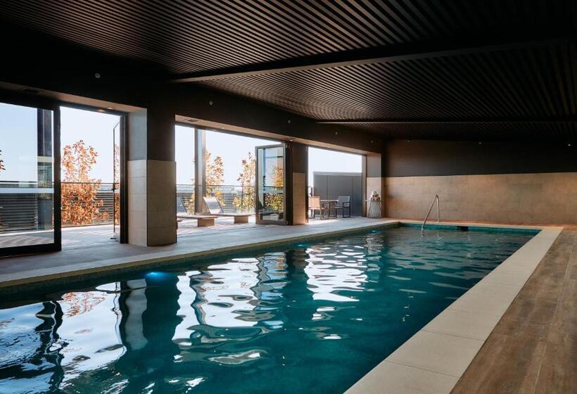 هتل Mercure Melbourne Doncaster