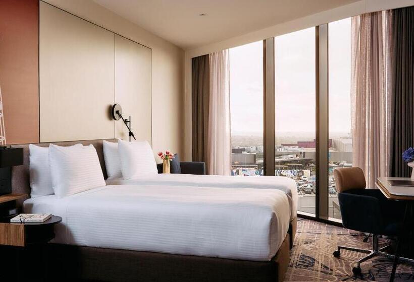 هتل Mercure Melbourne Doncaster