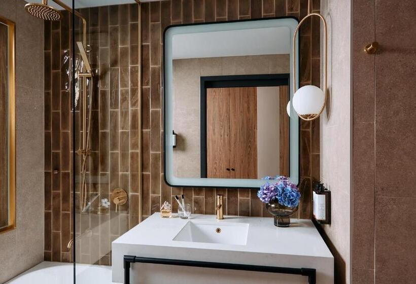 هتل Mercure Melbourne Doncaster