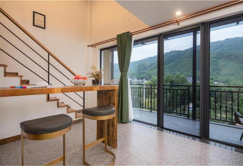 Отель Moganshan Stonegarden Hostel