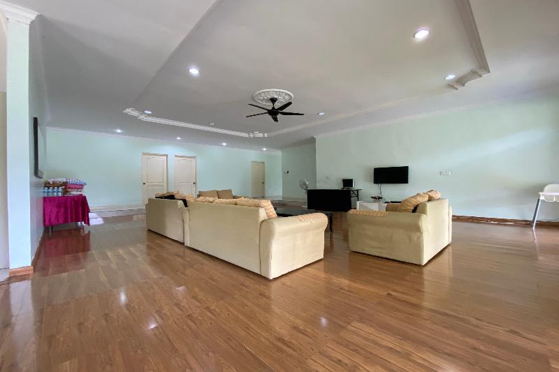 酒店 Tambunan Nature Lodge