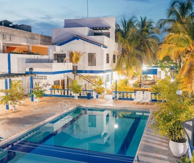 هتل Playazul Coveñas