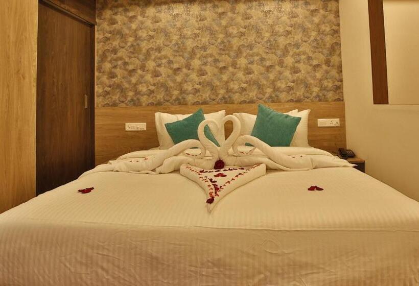 فندق Ramtel Inn