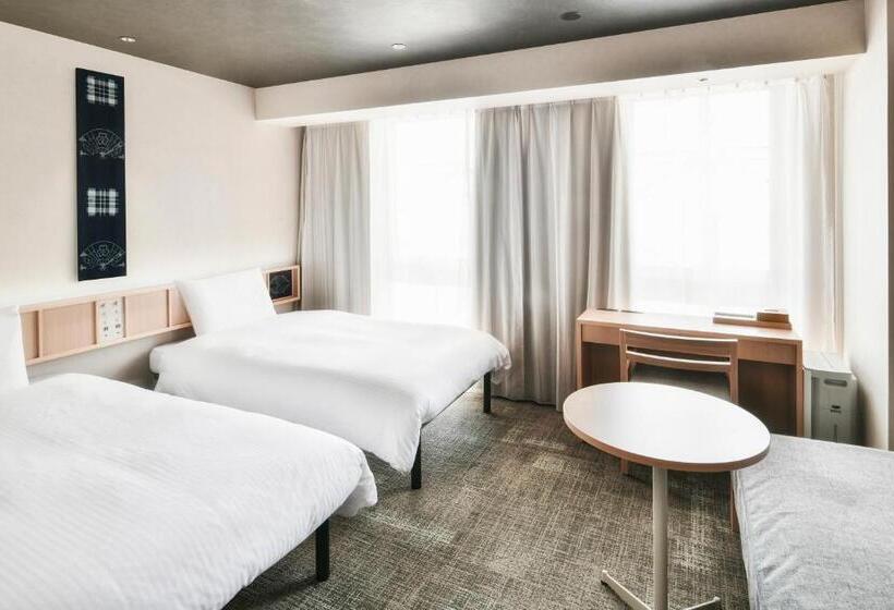 Ref Matsuyama City Station By Vessel Hotels
