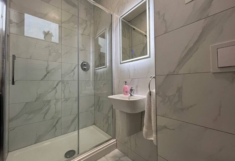 هتل Winckley Square Residences