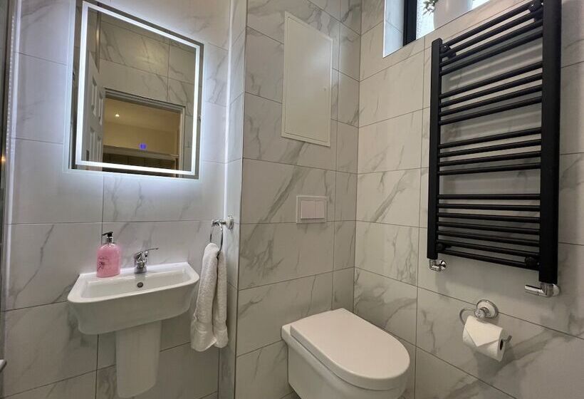 هتل Winckley Square Residences