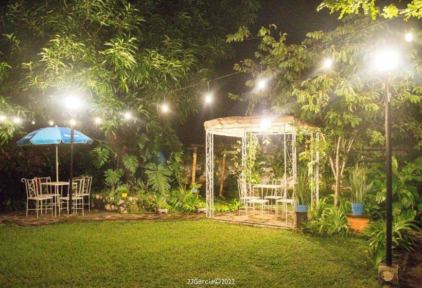 هاستل Hostal Koltin Suchitoto