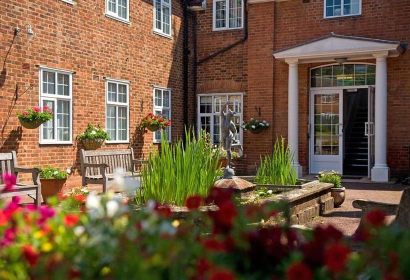 ホテル Roffey Park Institute