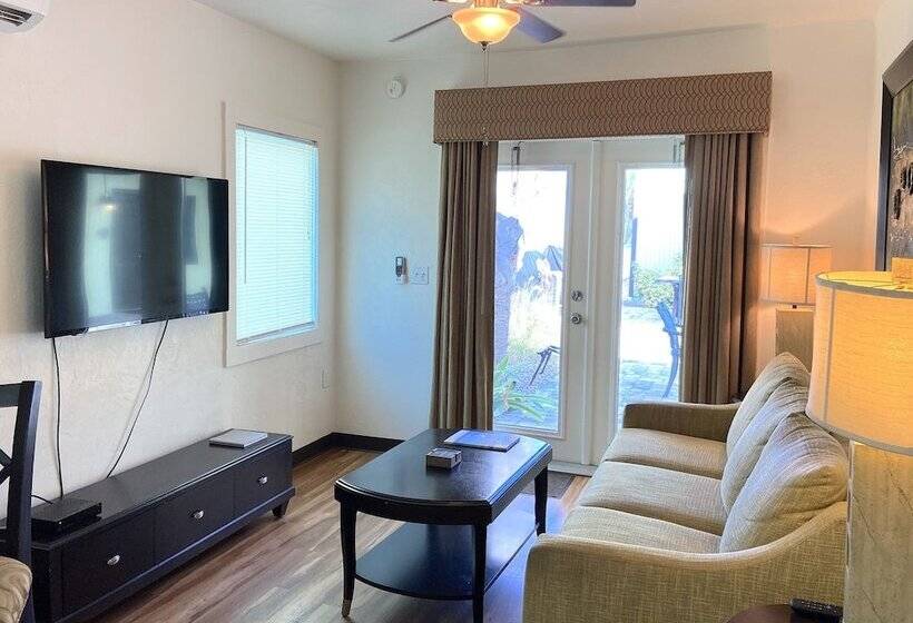 مُتل Organic Beach Retreat