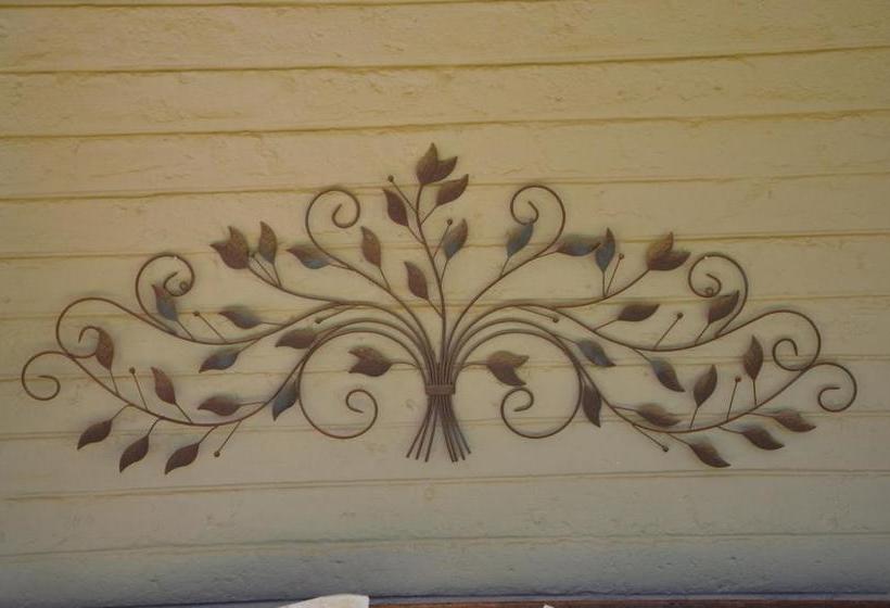 بنسيون Dusk To Dawn Garden Court Burgersdorp