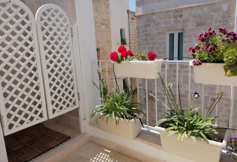 پانسیون L Arco Antico   Una Casa Sul Mare