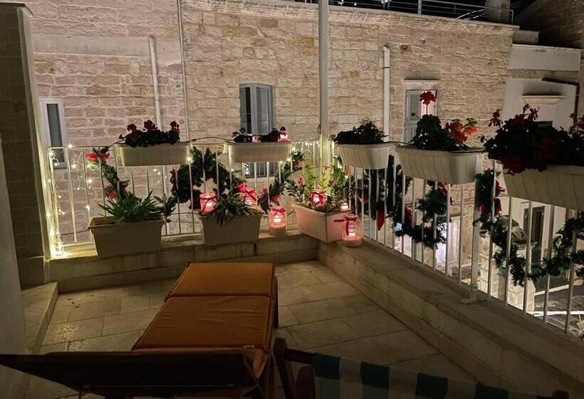 پانسیون L Arco Antico   Una Casa Sul Mare