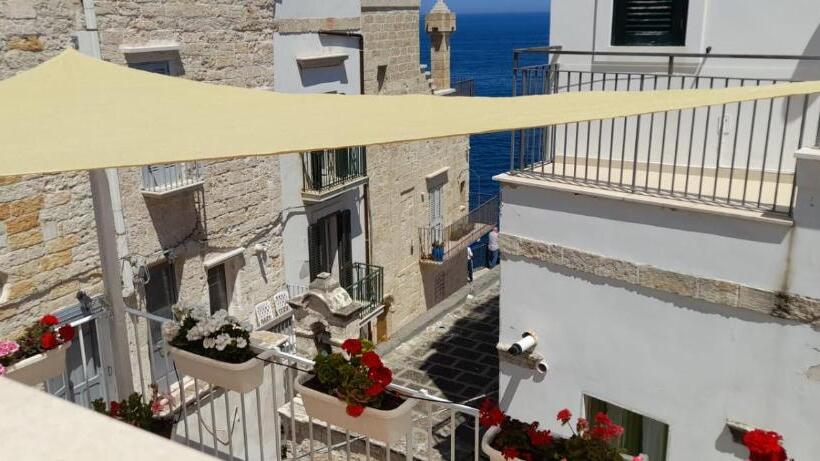 پانسیون L Arco Antico   Una Casa Sul Mare