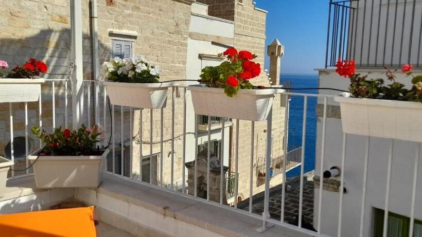پانسیون L Arco Antico   Una Casa Sul Mare