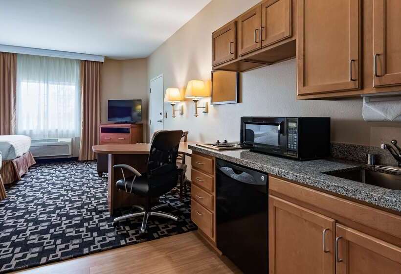هتل Best Western Plus Wausau Rothschild