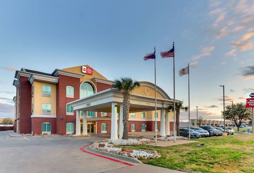 هتل Comfort Inn & Suites