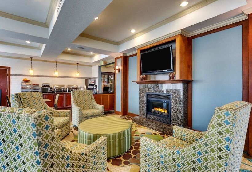 هتل Comfort Inn & Suites
