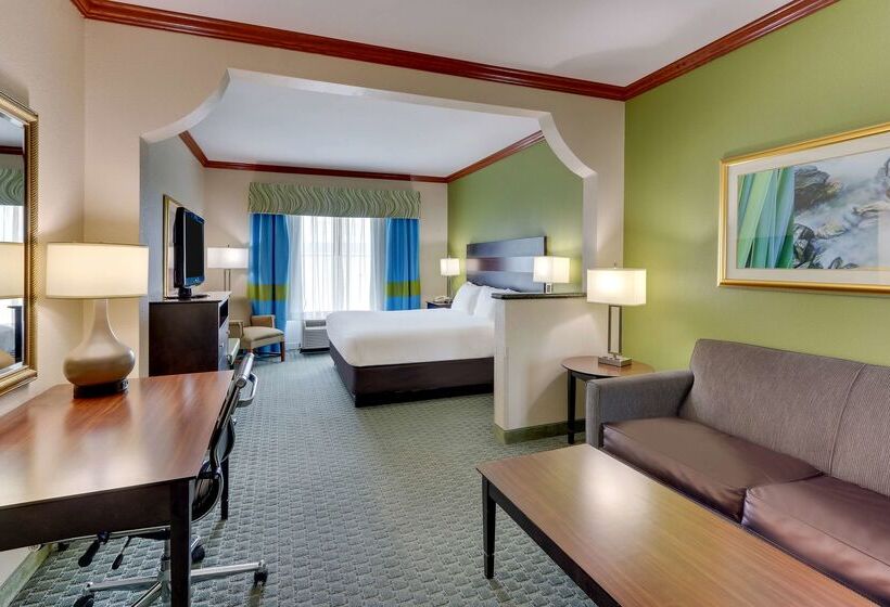 هتل Comfort Inn & Suites