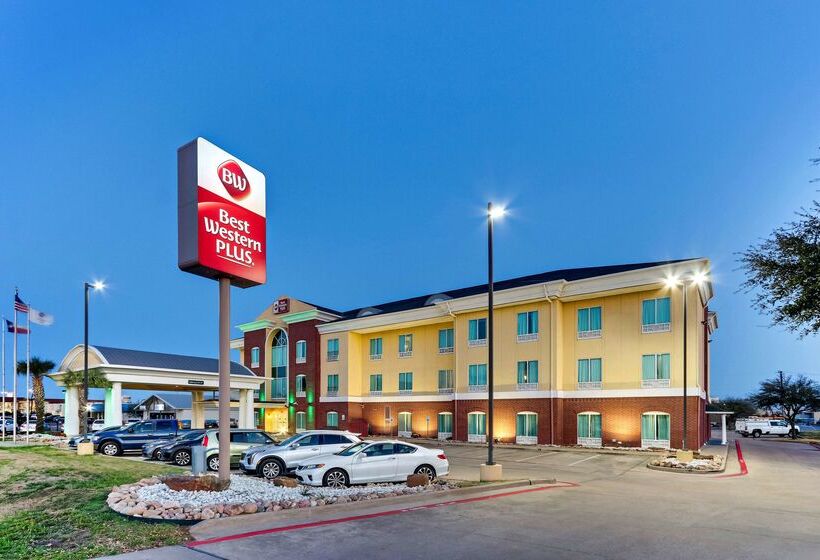 هتل Comfort Inn & Suites