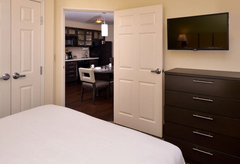 Hotel Candlewood Suites Bloomington, An Ihg